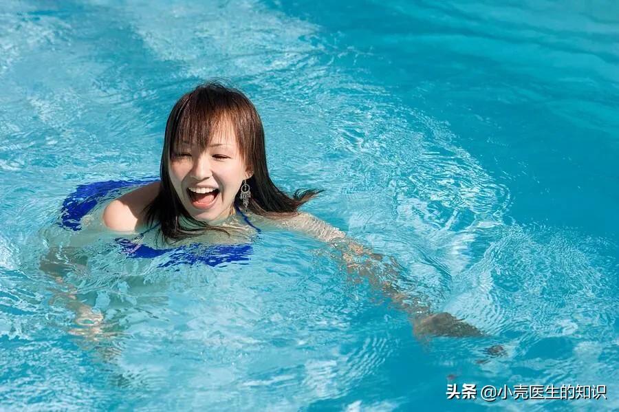 近视的人去游泳该怎么办,近视去游泳戴什么眼镜好
