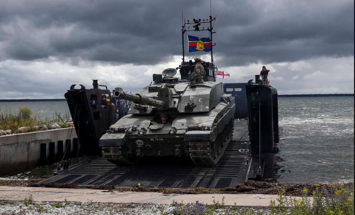 全球防护最好的坦克：火力机动太差被迫换了德国的火炮和发动机