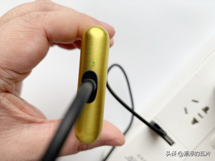 大黄蜂定制版须眉剃须刀,上谷剃须刀和须眉剃须刀