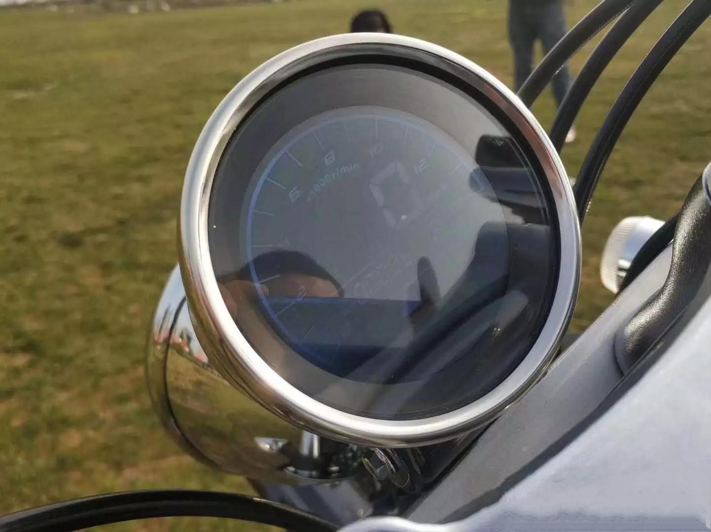 国产250双缸经典太子车升级国四，CBS系统，液晶仪表，售价1.38万