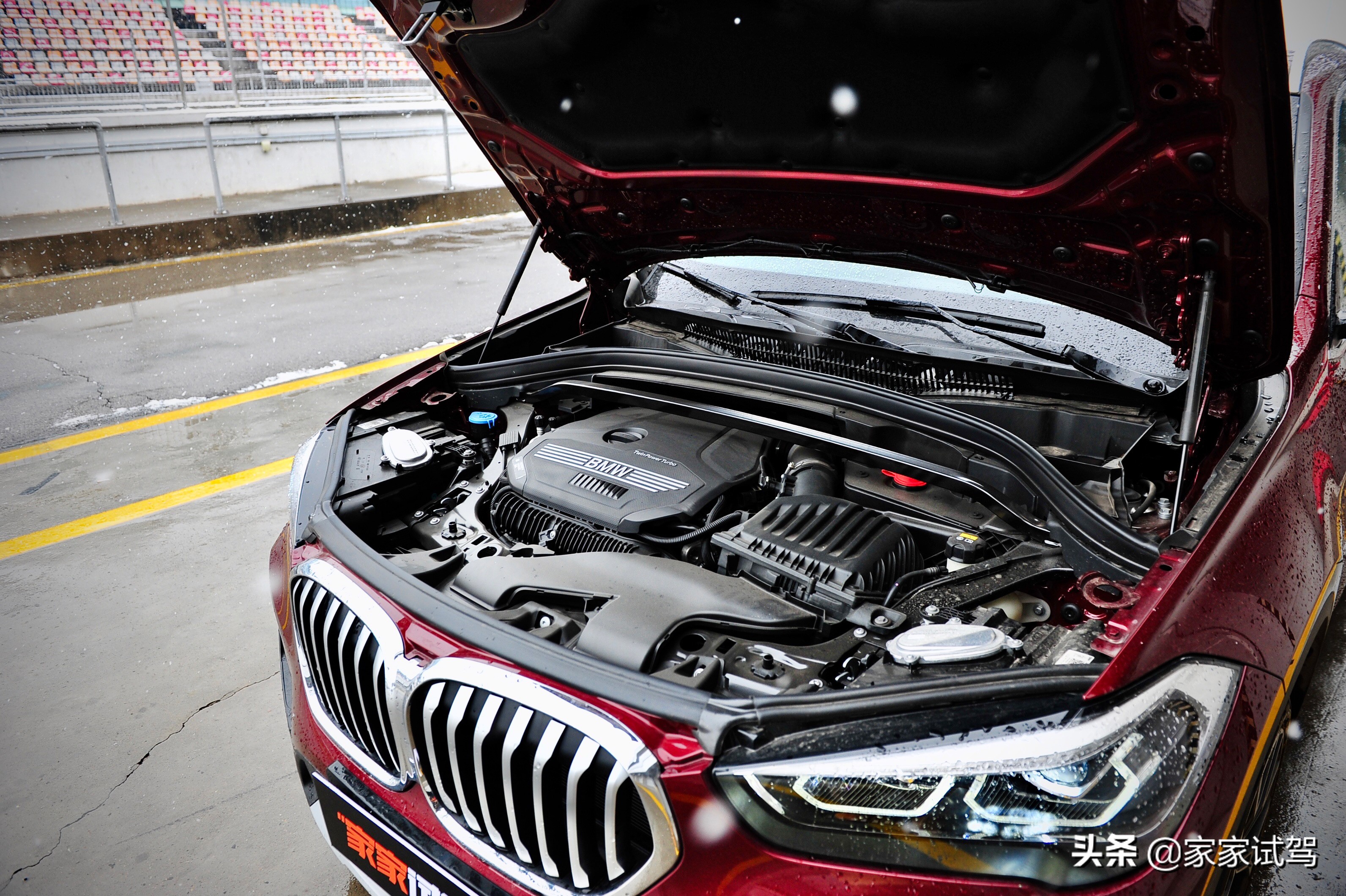 当新BMWX1遇见奔驰GLB，论一台紧凑型SUV该有的样子