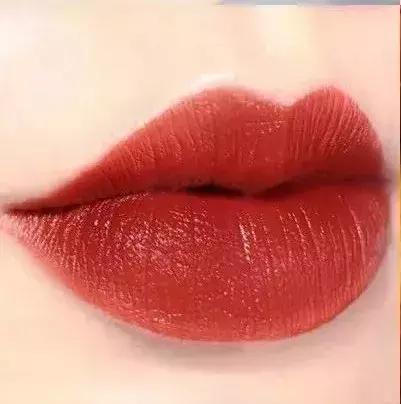 让人一眼惊艳的平价口红推荐,适合素颜的口红色号平价