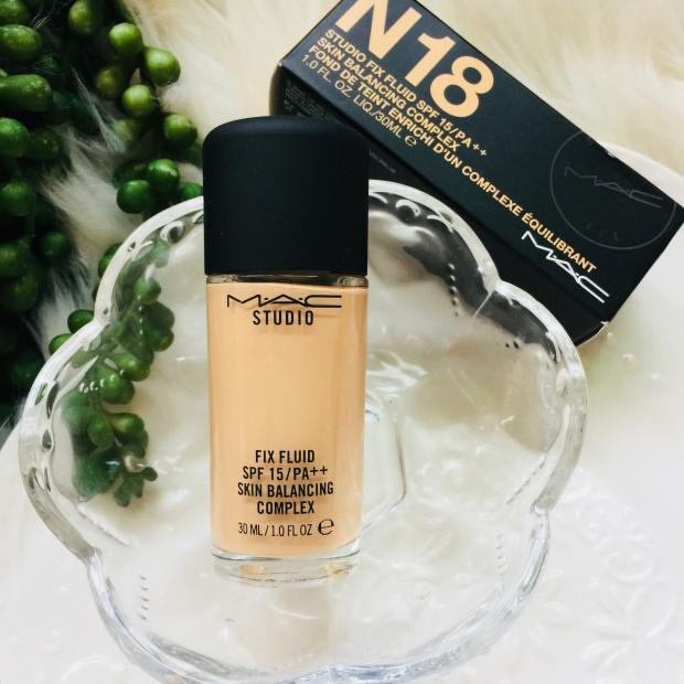 什么粉底液夏季不脱妆,夏季不脱妆持久粉底液