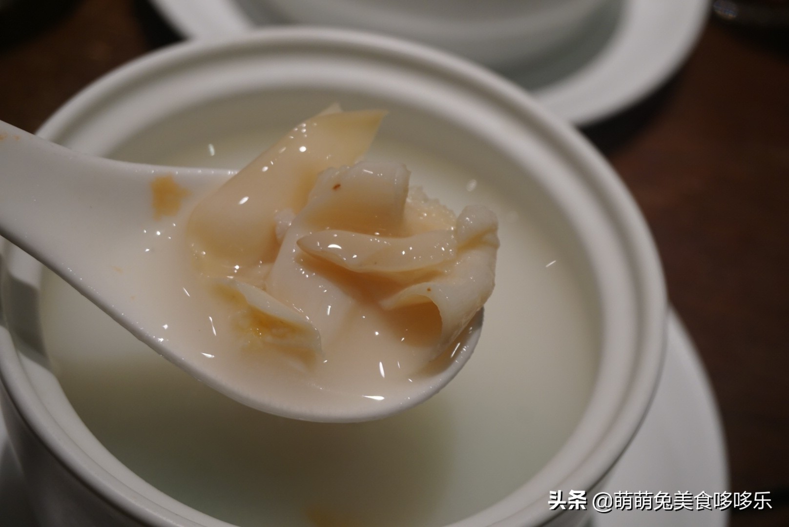 上饍·御上茗|清风不请,自然徐来,谷雨茶时,春意葱茏