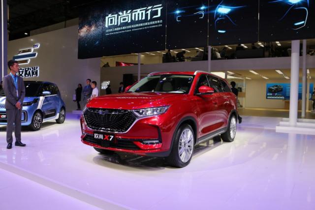 博越好还是欧尚x7好,长安欧尚x70a对比路虎