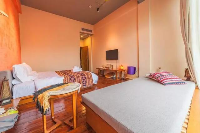 莫干山幽静住宿,莫干山恒温泳池度假酒店