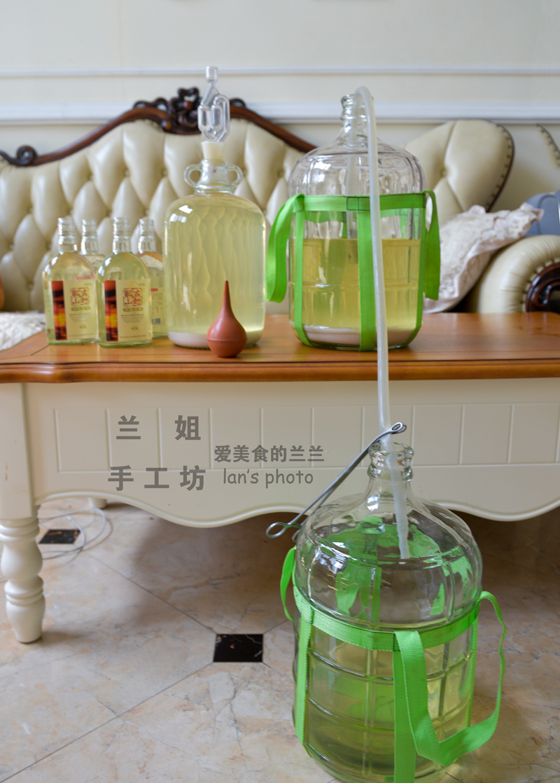 做米酒的制作方法视频播放,家庭酿米酒最简单的方法