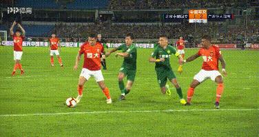 主裁发力力保国安不被打花，*力暴**鸟好球被吹，这是VAR奇耻大辱