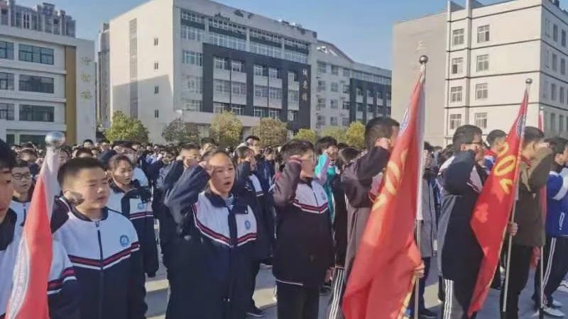 淮滨实验中学教育宣传视频,爱学校为学校增光添彩