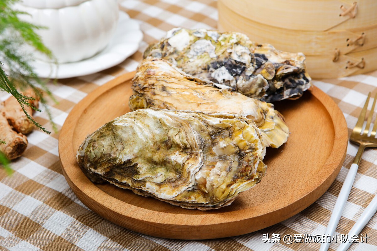 生蚝煮几分钟蘸酱,生蚝煮几分钟才嫩