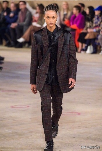 蔻驰米兰时装周,2017纽约时装周蔻驰