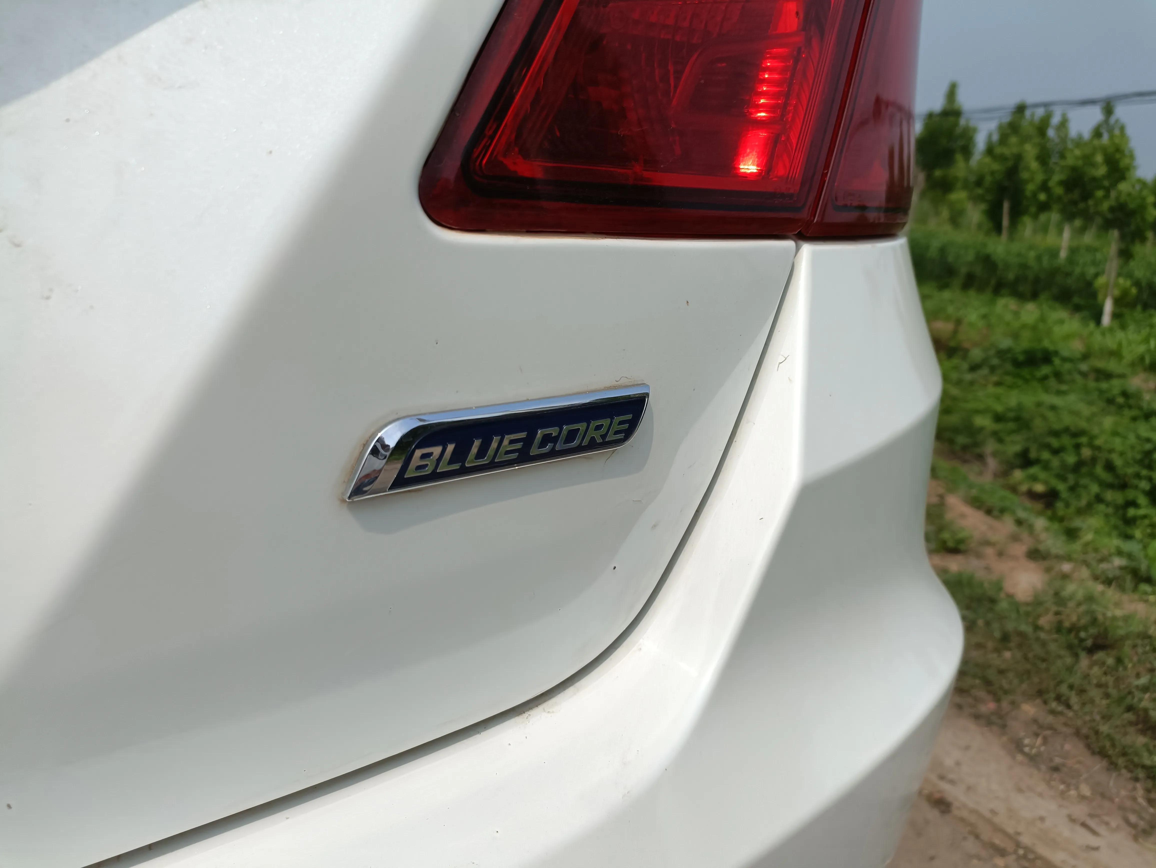 表显油耗6.8是多少油,表显油耗7.5实际10个油