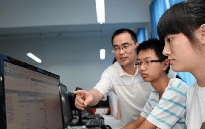 未来女生吃香的十大专业,未来女生最吃香的专业