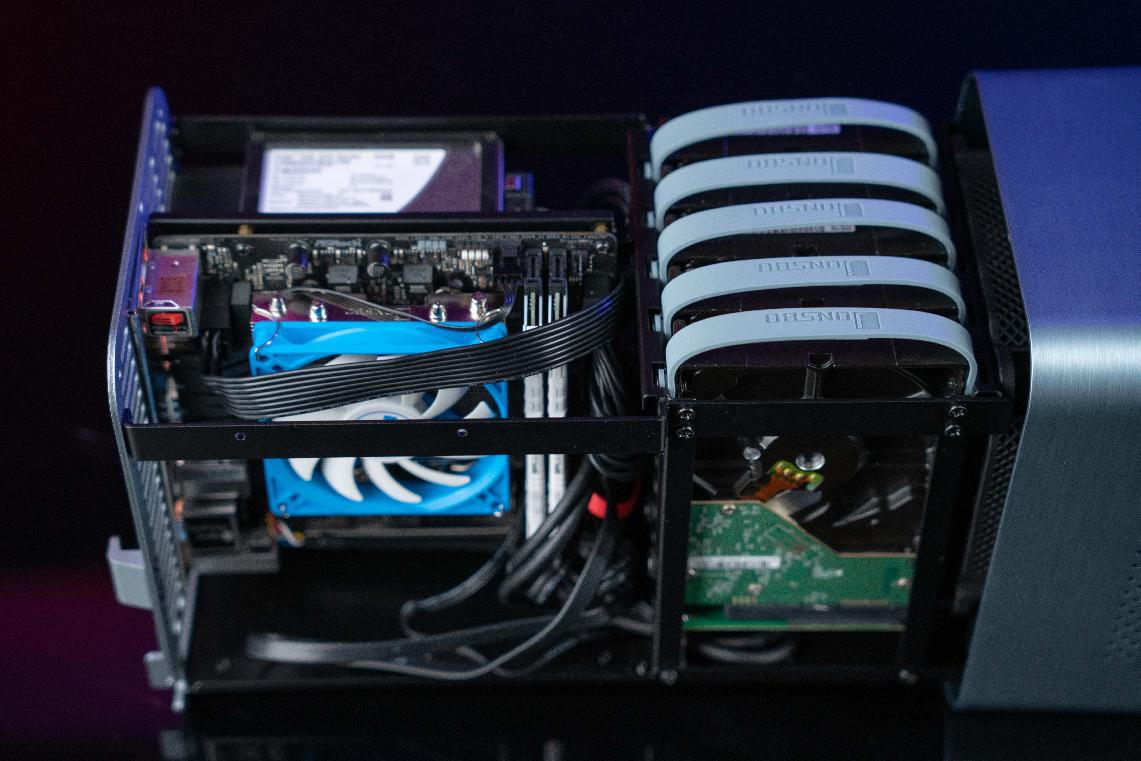 乔思伯n1和v11有什么区别,乔思伯n1机箱