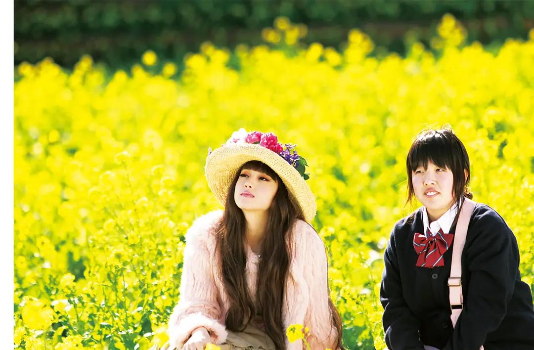 虚幻浮华之美的光怪陆离的世界--电影《狼狈》