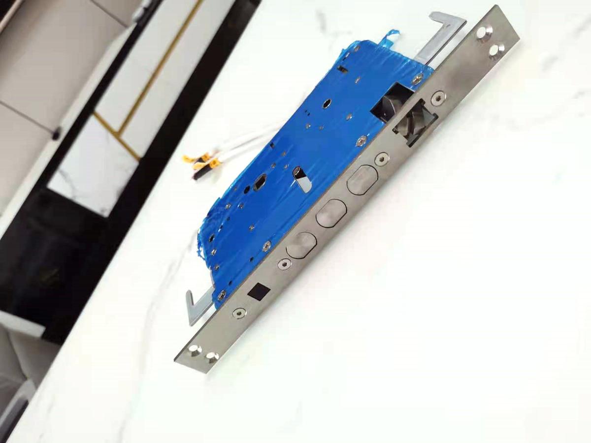 huaweihilinkvoc智能锁怎样使用,华为智能门锁的指纹识别灵敏吗