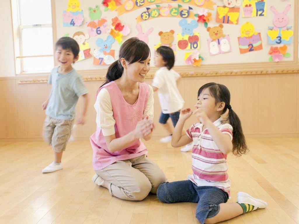 孩子上幼儿园了该教他哪些知识呢,幼儿园该给孩子们教些什么知识