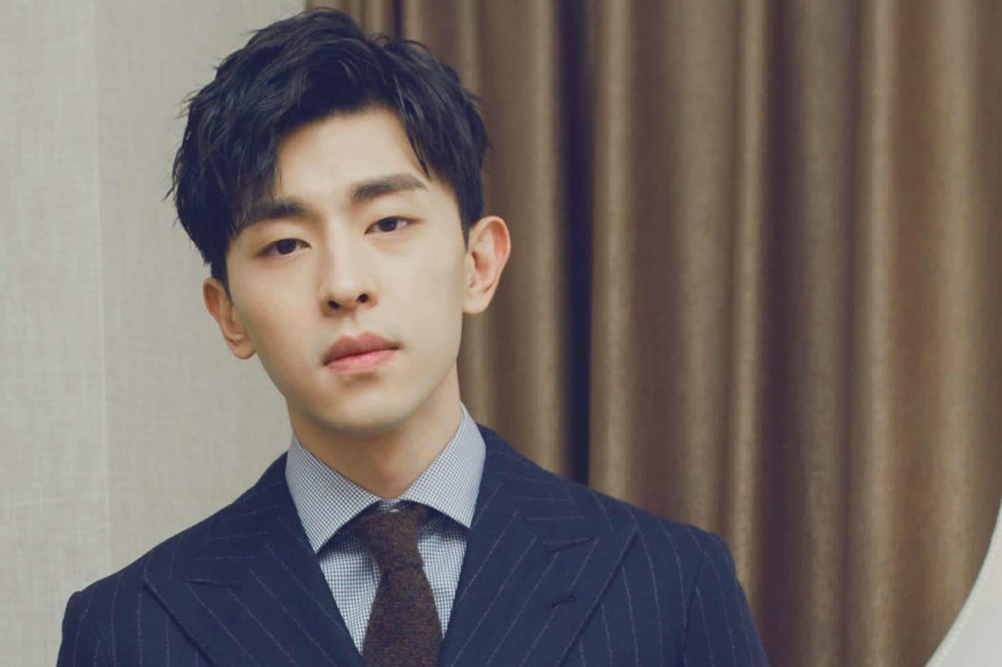 什么叫丹凤眼真正的丹凤眼图片,一双丹凤眼两弯柳叶吊梢眉特点