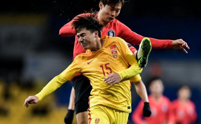 美国网站曝光中国国足新球衣，售价640元，网友：这球衣买定了