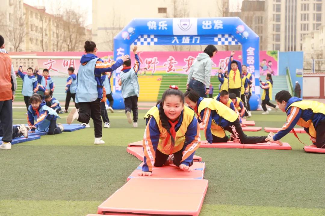 【“七个一”先锋在行动】大学路小学第六届体育节正式开幕​！