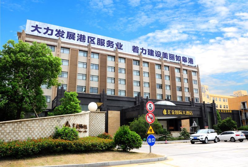 战胜疫情迎来艳阳天,战胜病毒春暖花开