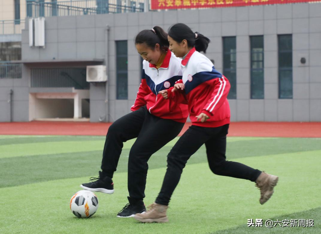 夺冠!六安皋城中学东校女足真棒