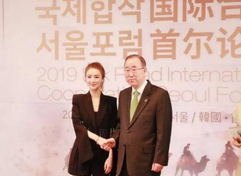 一年带货几十亿,吸引马云关晓彤古天乐,薇娅到底凭什么?