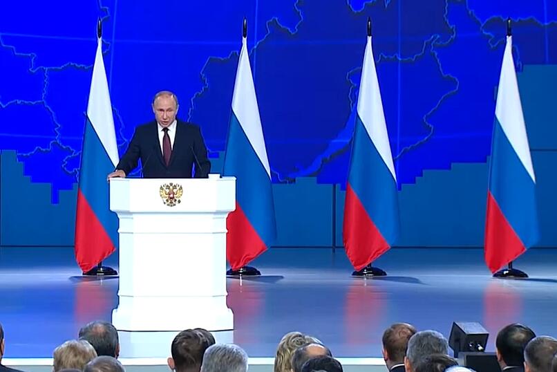 俄罗斯连续五天轰炸多少枚导弹,俄罗斯发射四枚锆石导弹消息