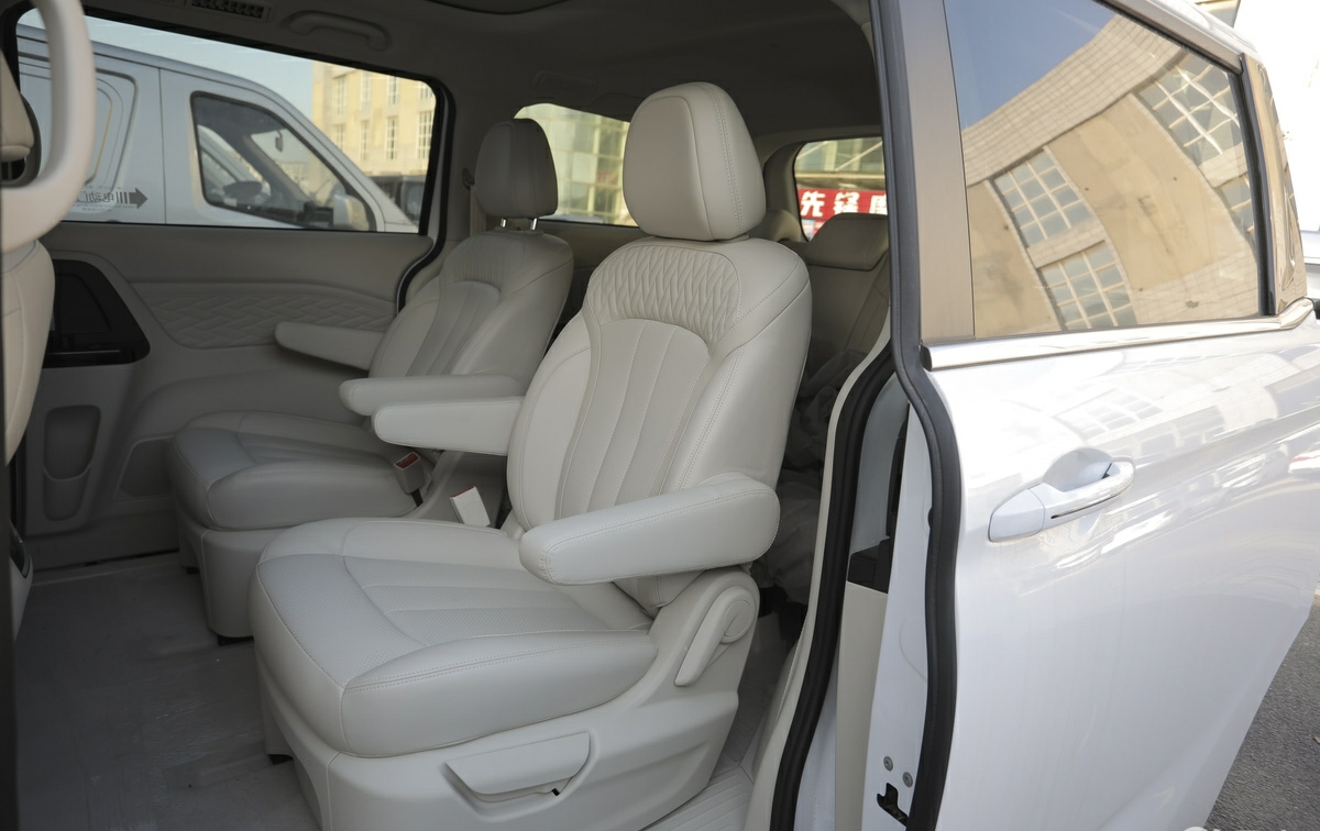 奥德赛24款豪华和混动价格,长安奥德赛价格