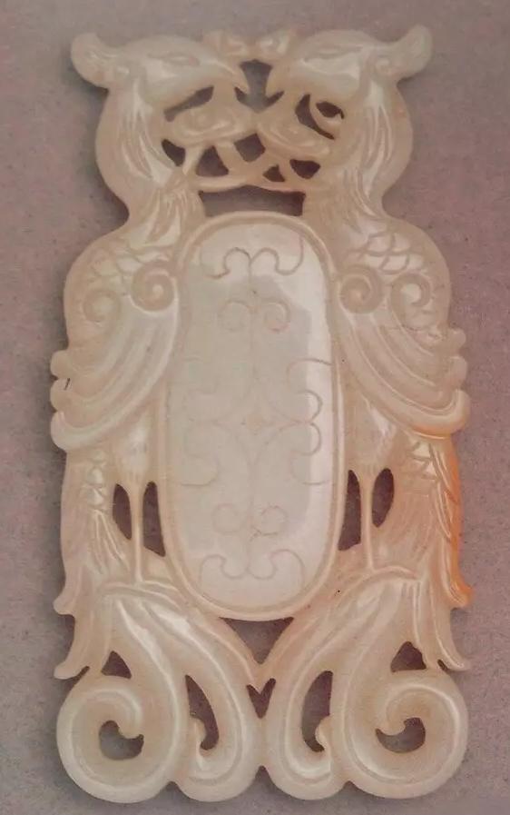 古玉凤鸟各时期特征,凤鸟图案的清代古玉