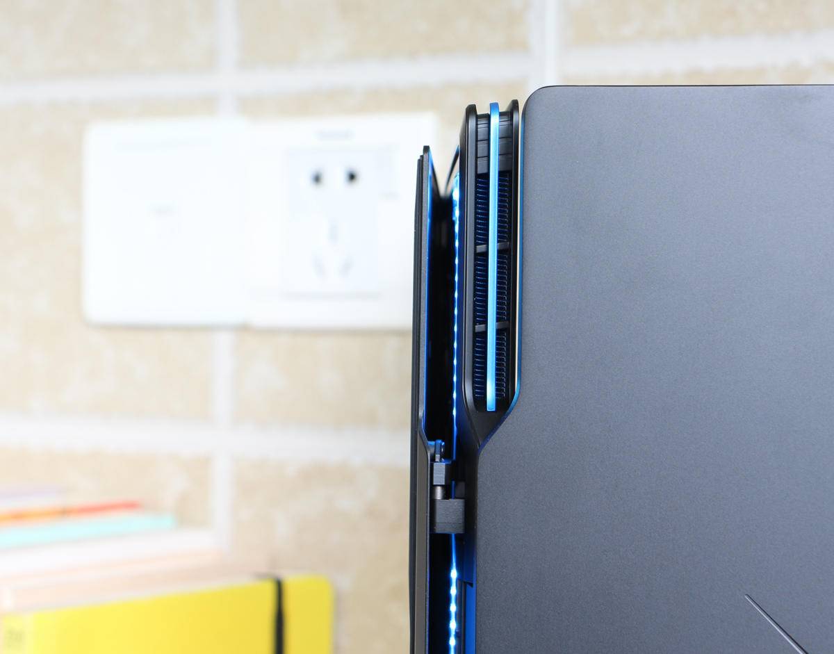 荣耀猎人笔记本游戏本配置,荣耀猎人游戏本评测