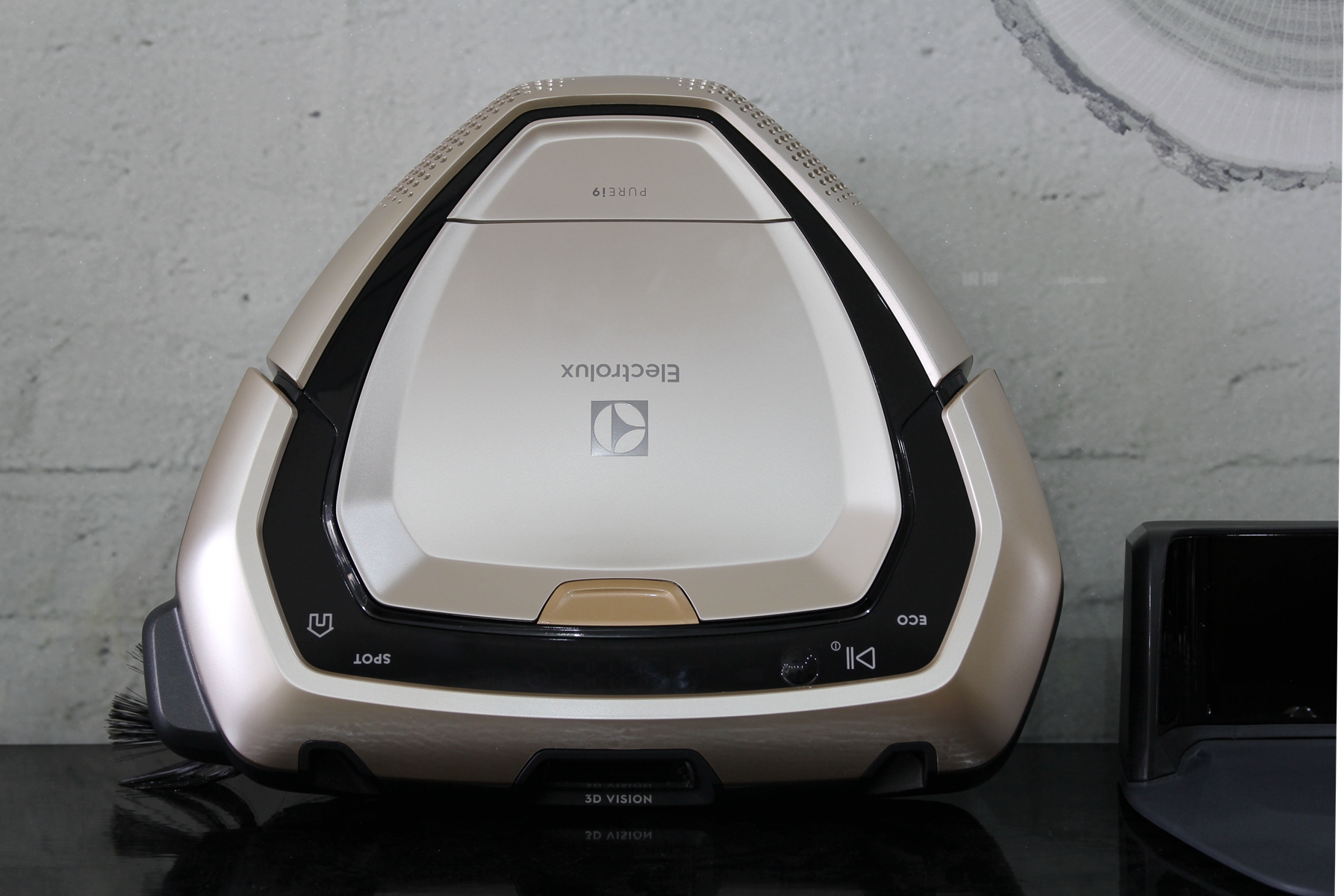 扫地机器人新型,扫地机器人有什么创新