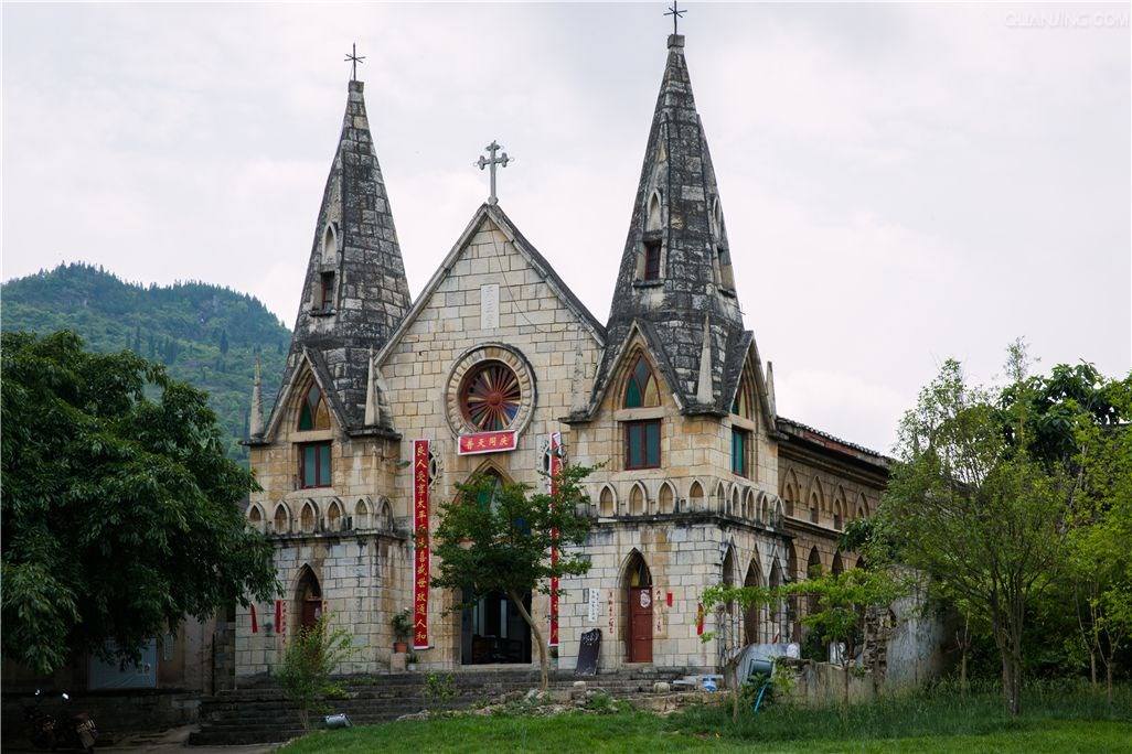 鬼斧神工黄果树瀑布,大自然的鬼斧神工黄果树瀑布