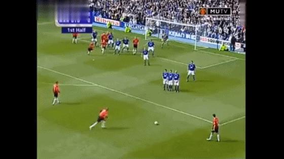 圆月弯刀蓝牛,圆月弯刀yy