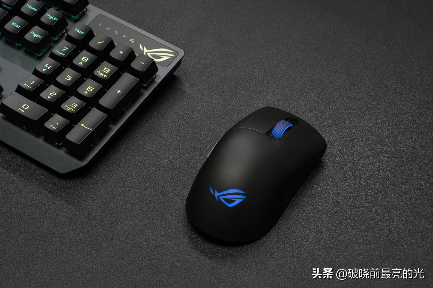 现在主流游戏鼠标键盘耳机,平民游戏键盘鼠标耳机套装推荐