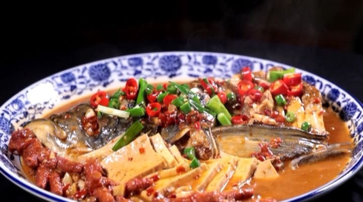 在合肥能吃到全中国的美食,合肥最好吃的鱼头汤滨湖