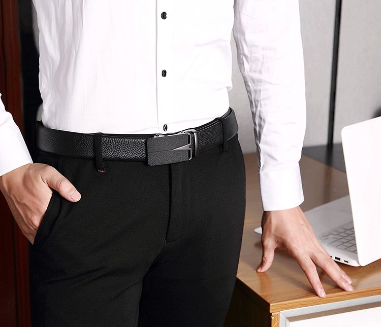 女人看包包男人看手表,女人看包包