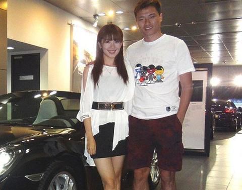 白斩鸡裹脚,白斩鸡足球运动员