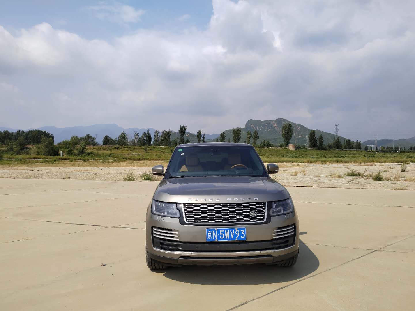 试驾全新路虎揽胜运动版顶配车型,路虎揽胜试驾车多少钱