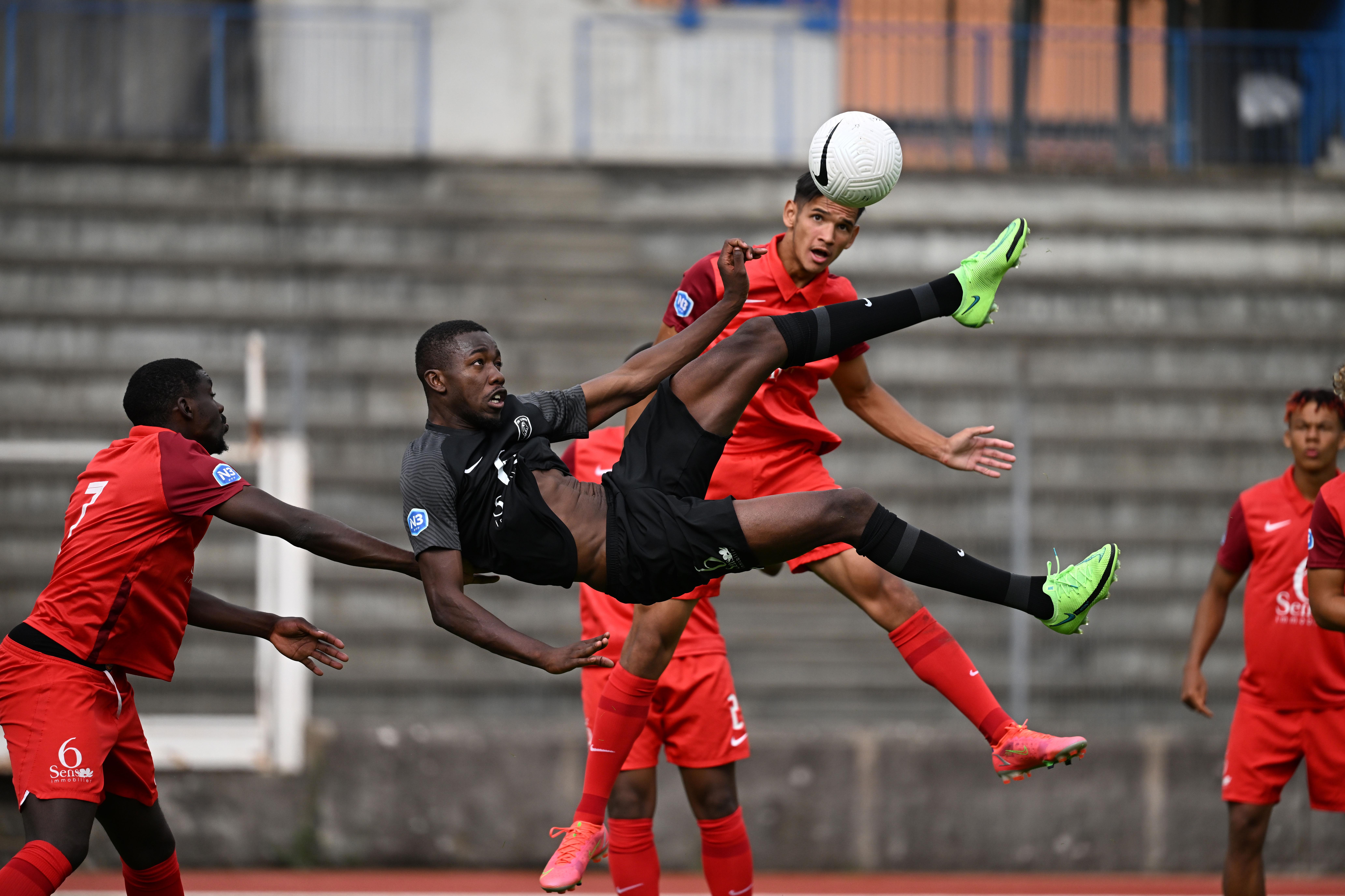 微单尼康z9自带的是什么镜头,传闻中的尼康z9相机规格曝光