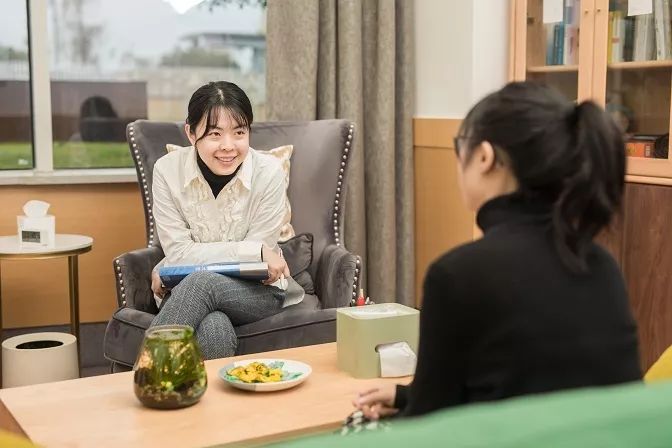 因堕胎失恋自杀两次未果,重度抑郁症病人的救赎之路