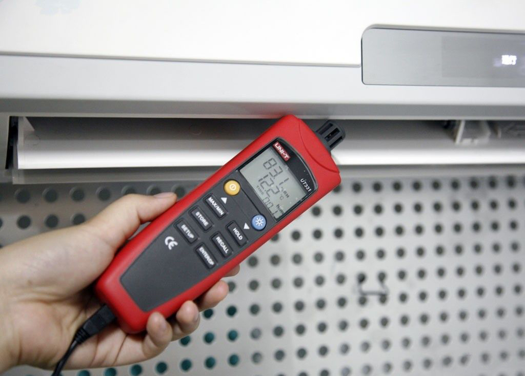 风管机一拖一和两台风管机的区别,风管机和挂机有什么区别呢