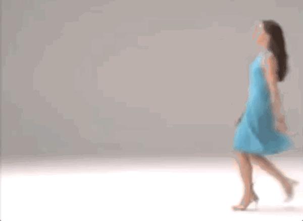 怎么穿尖头高跟鞋不磨脚,新高跟鞋后跟磨脚小妙招