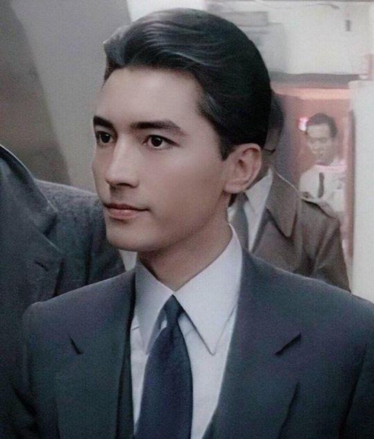 亚洲*男美**天花板今昔颜值对比,有人风采依旧,有人“不忍直视”