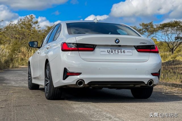 2021款宝马318i运动版：低配版并没有降低豪华身价