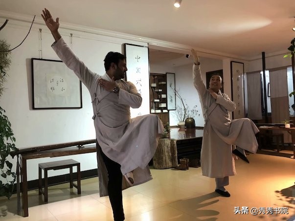 中巴友谊之花香满书院