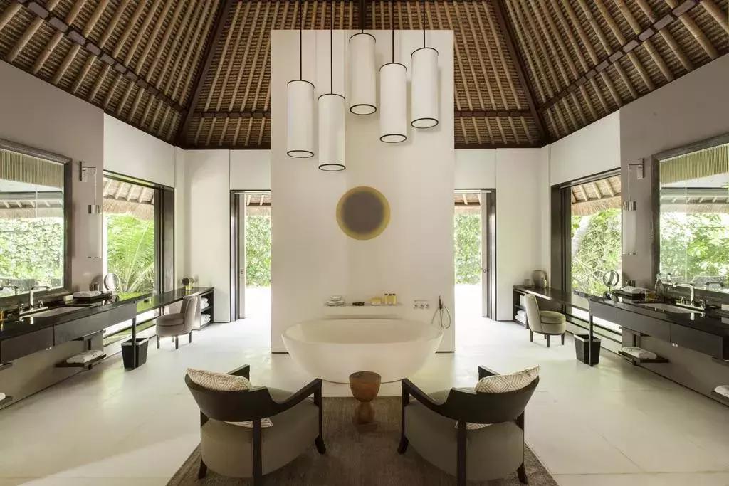 当LVMH、Fendi开始造酒店，安缦都要敬三分