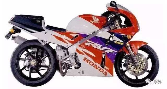 4缸v型发动机摩托,4缸摩托车推荐街车最便宜