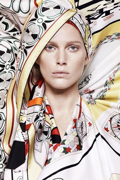 真美啊!爱马仕丝巾