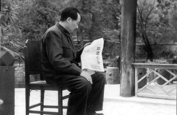 杜平被任为大使,先请彭总出面推辞,而后自己说服毛*东泽**收回成命